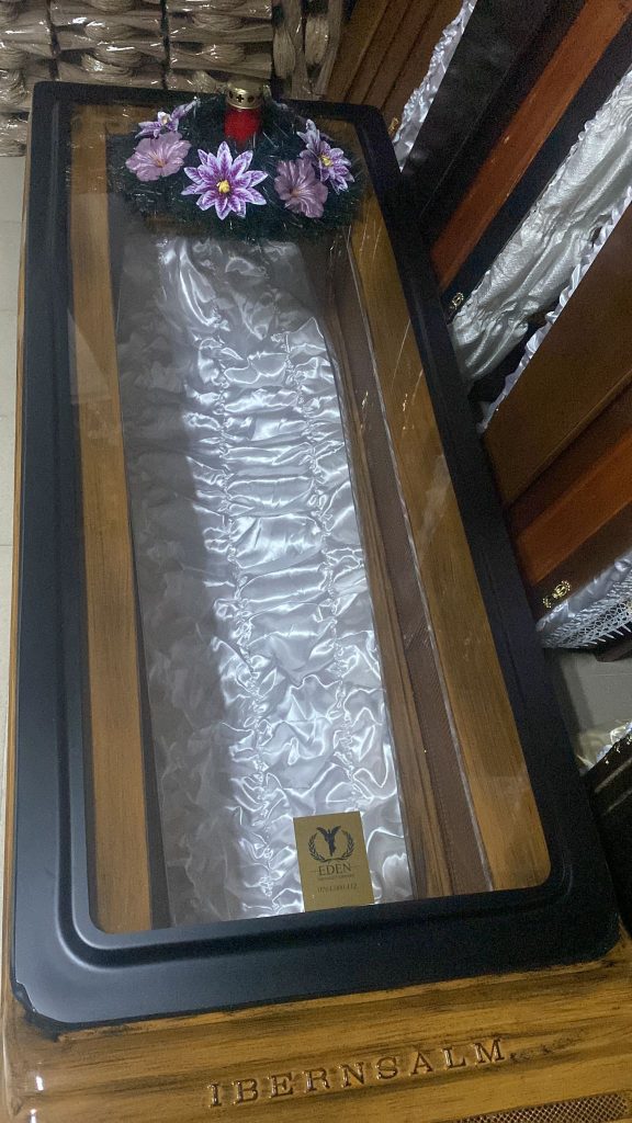 Capac frigorific funerar 576x1024 1